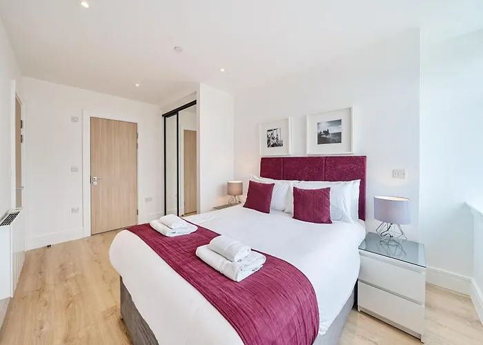 Roomspace Serviced Apartments- Syward Place